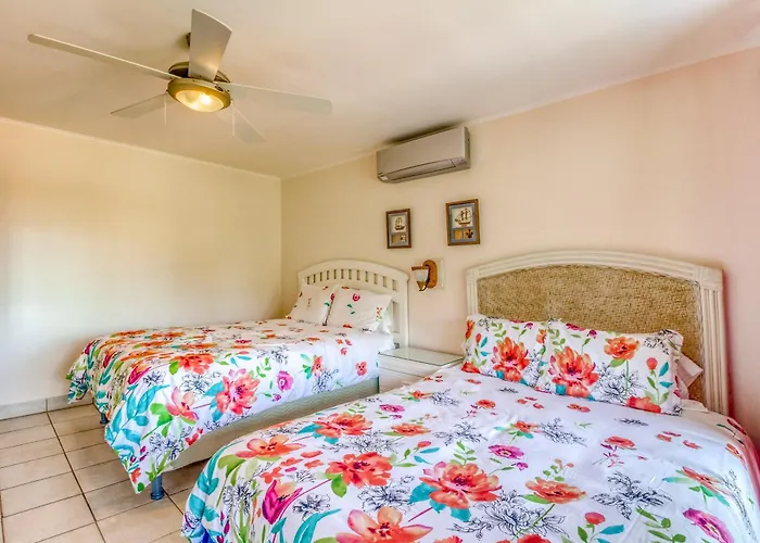 2-unit Bundle: Bahia Pez Vela * Playa Ocotal